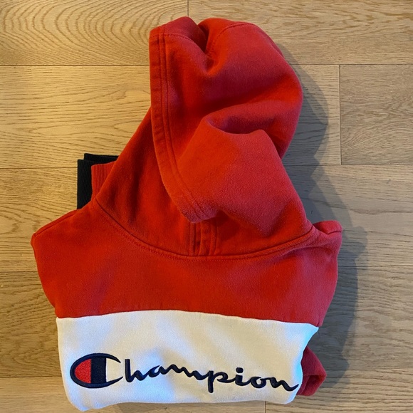 Champion Graphic Pullover Hoodie - Picture 2 of 2